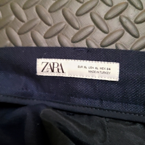 Zara short 34 - Picture 2 of 3
